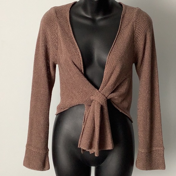 LAURA PETITES |Cropped Sweater - Picture 12 of 14